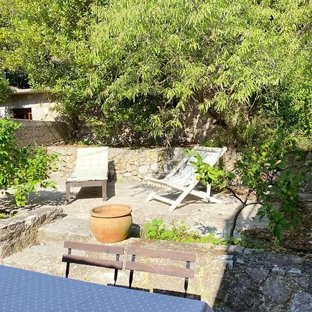 Charming Stone House In Jelsa