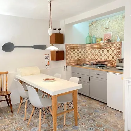Charming Stone House In Jelsa