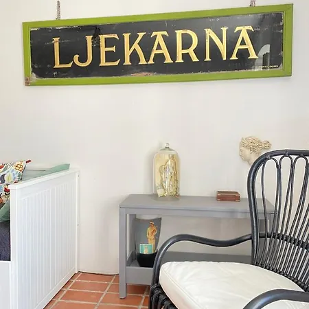 Charming Stone House In Jelsa